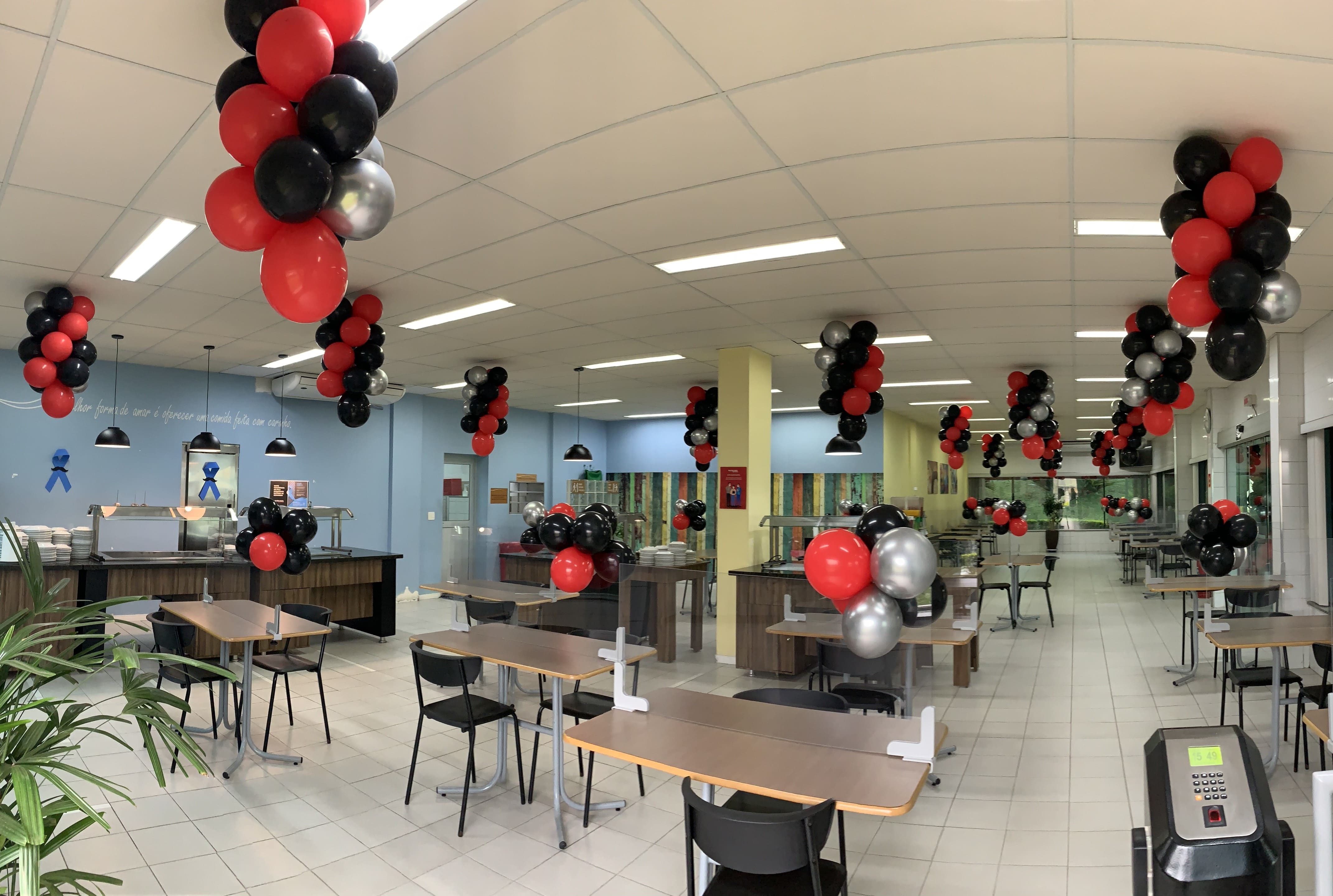 DECORAÇÃO COM BEXIGAS PARA EVENTOS DECORAÇÃO COM BEXIGAS PARA EVENTOS